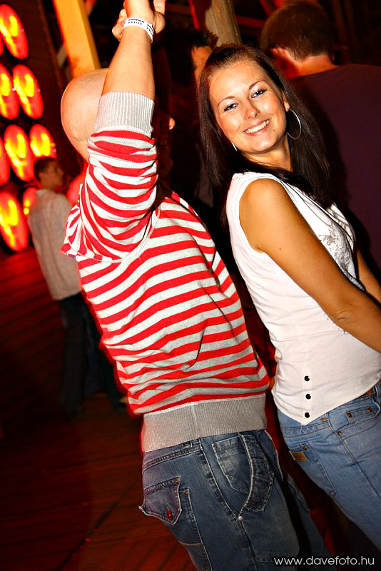 dokkb_0905_102