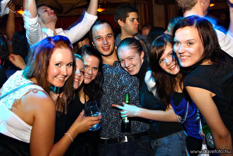 intparty_1022_007