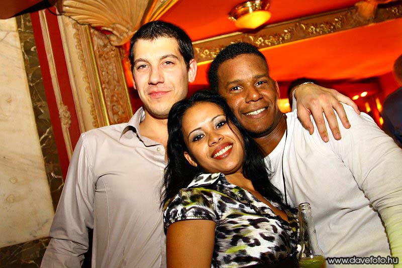 intparty_1022_010