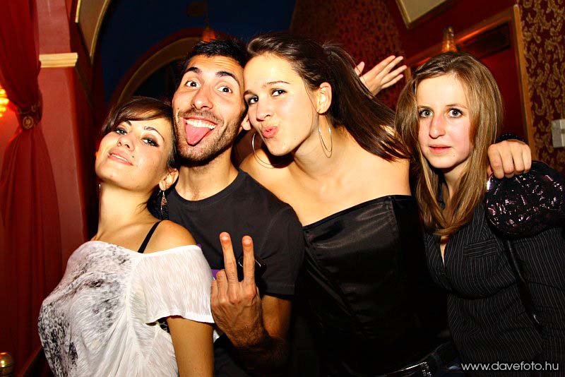 intparty_1022_026