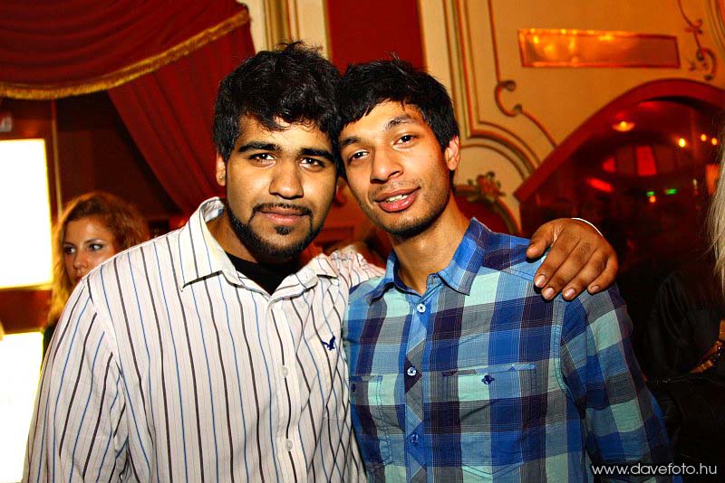 intparty_1022_041