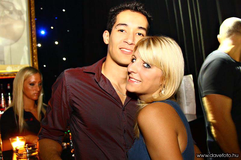 intparty_1022_055