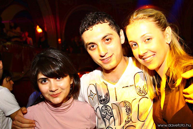 intparty_1022_056