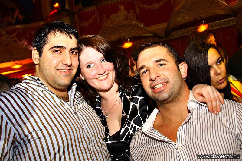 intparty_1022_078