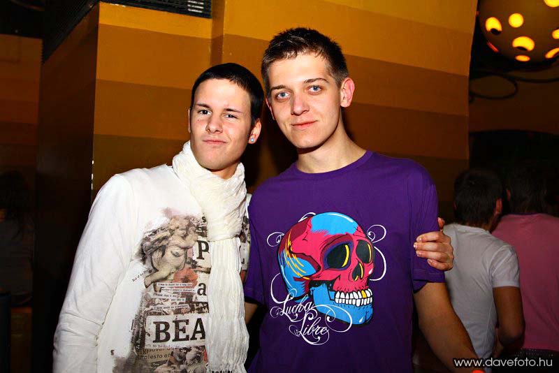 schoolc_1220_087