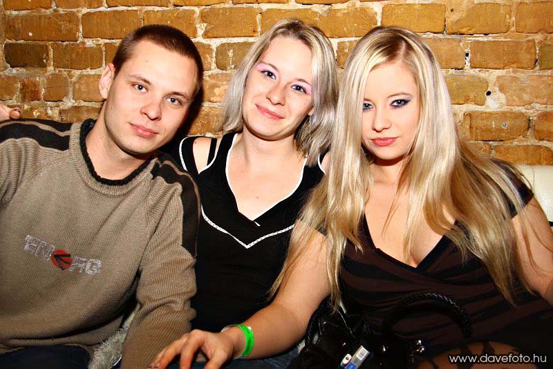 medi_1228_006