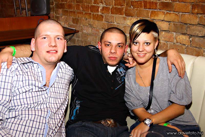 medi_1228_012
